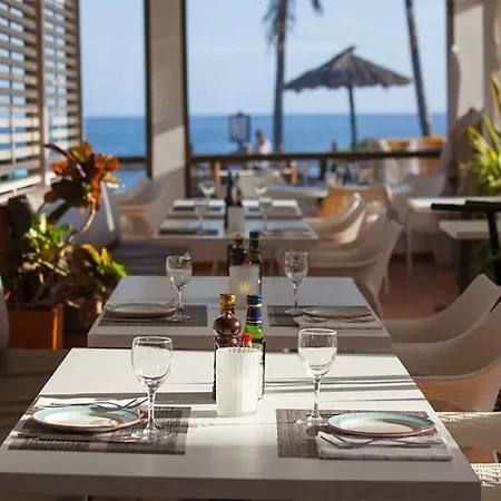 Grupotel Pitas شقة